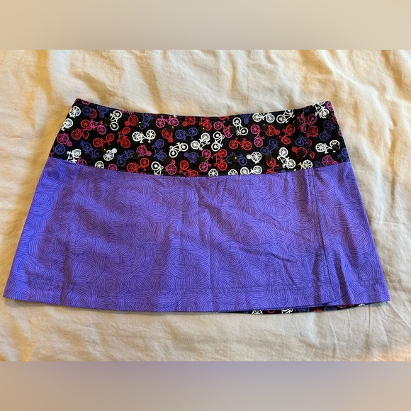 Sweet Spot reversible skirt - fits sizes 2-14 - Picture 4 of 9